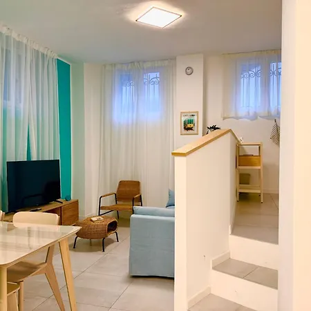New Apartment In The Prada Foundation-3